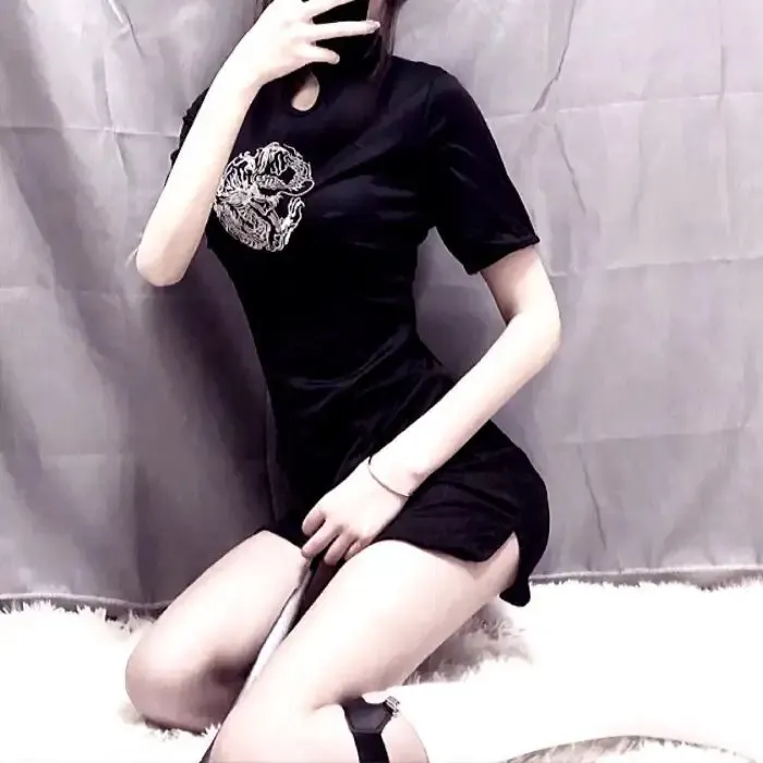 【恐怖惊悚】《昆池岩》高清1080P在线：伪纪录片探险韩国第一凶宅，全程高能吓破胆！